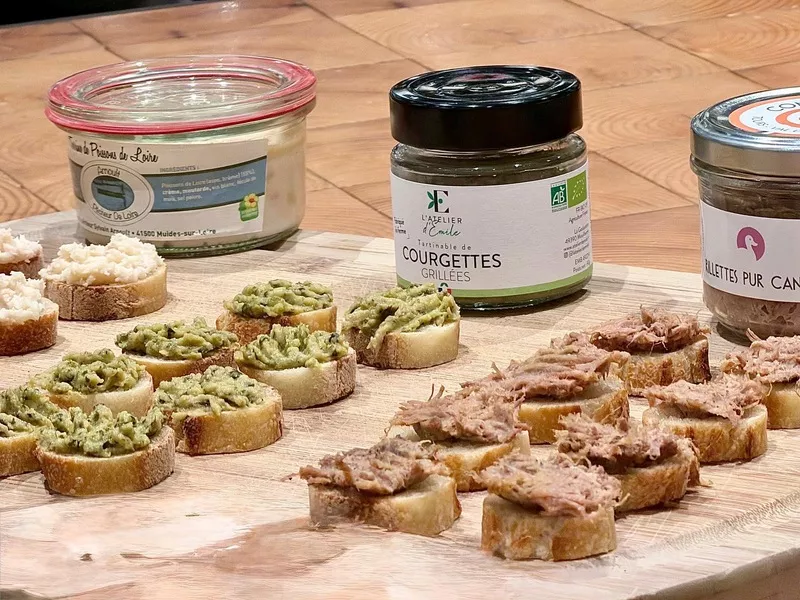 Apero pastis Chez Clement Tours, France